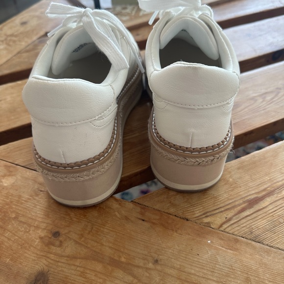 DV by Dolce Vita
Bailey Espadrille Platform
Sneaker - Picture 6 of 6